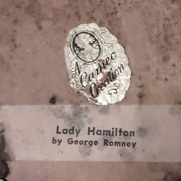 Vintage Photo Cameo Creation - Picture 2 of 5